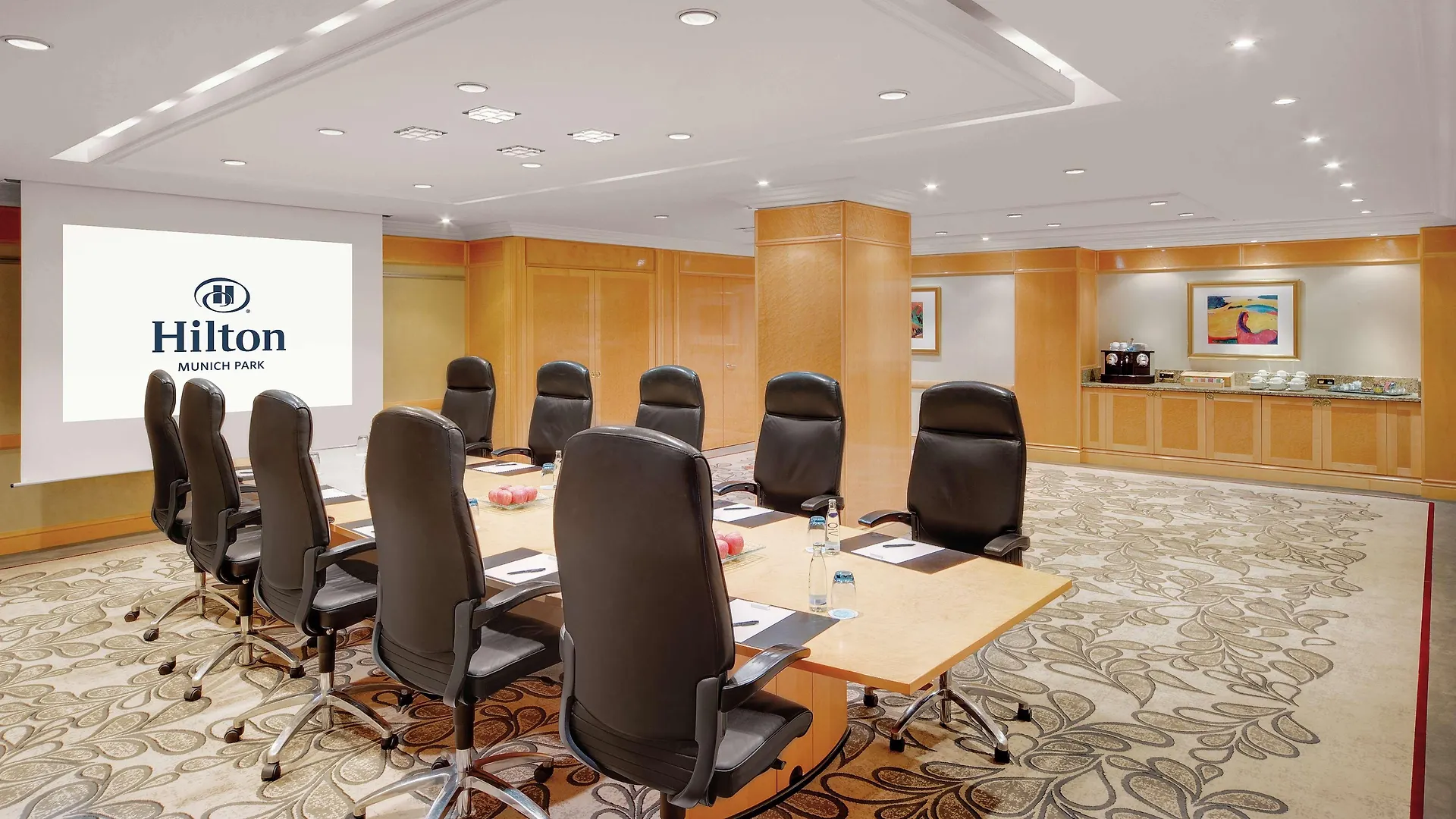 מלון Hilton Munich Park 4*,  גרמניה